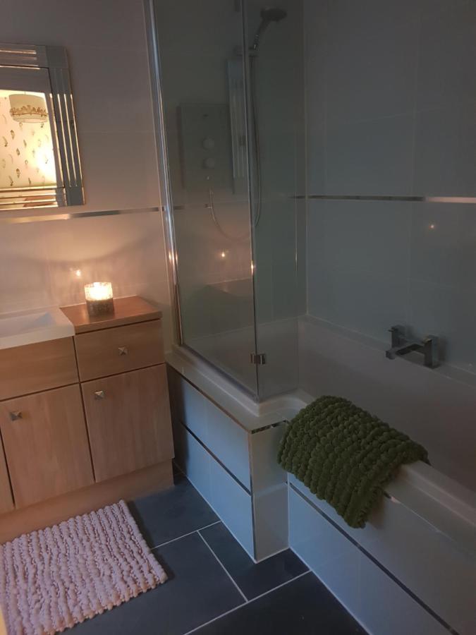 Goshens Farm B&B Wootton Bridge  Екстериор снимка
