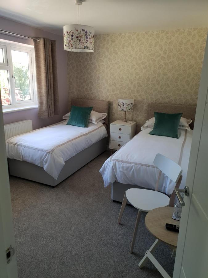 Goshens Farm B&B Wootton Bridge  Екстериор снимка