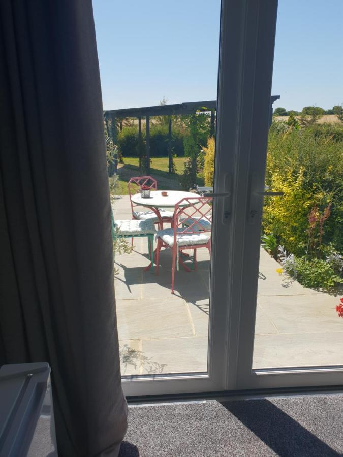 Goshens Farm B&B Wootton Bridge  Екстериор снимка