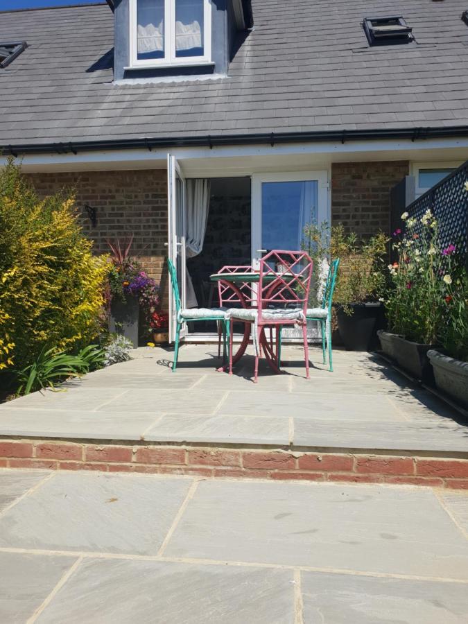 Goshens Farm B&B Wootton Bridge  Екстериор снимка